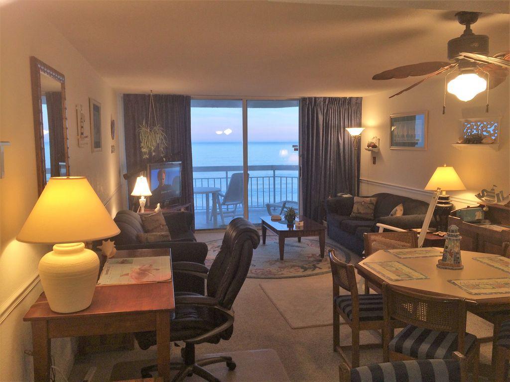 405 Waters Edge Hotel Garden City Екстериор снимка
