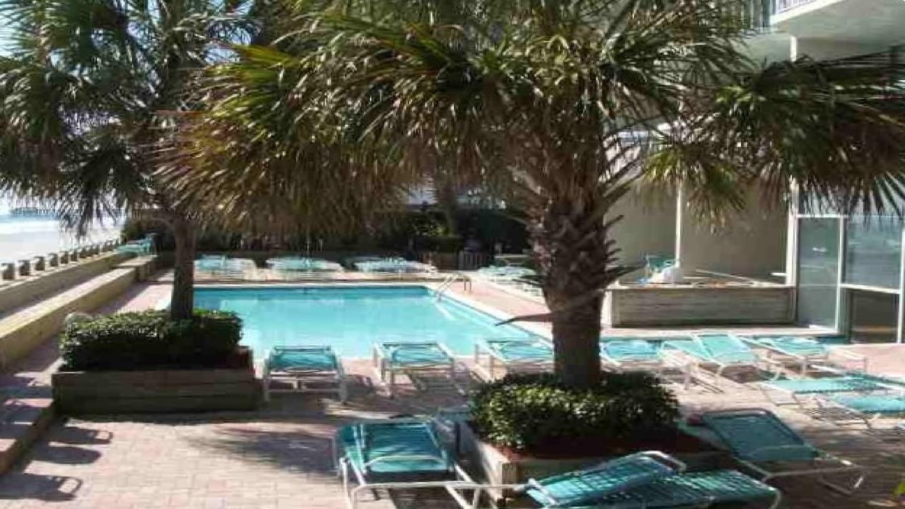 405 Waters Edge Hotel Garden City Екстериор снимка